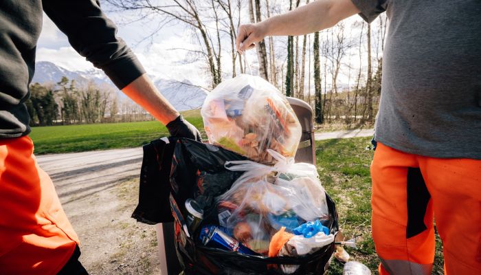 Kein Hausabfall in öffentlichen Abfalleimern