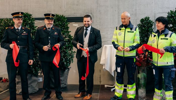 Feierliche Eröffnung Bild