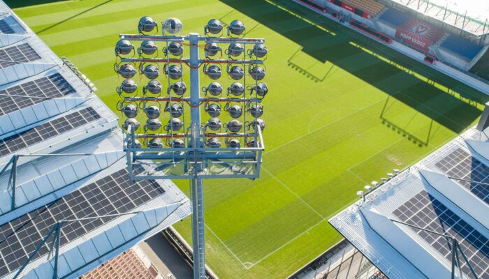 Rheinpark Stadion: Unterhaltsarbeiten an den Lichtmasten