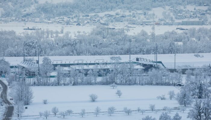 Rheindamm für Verkehr wieder geöffnet