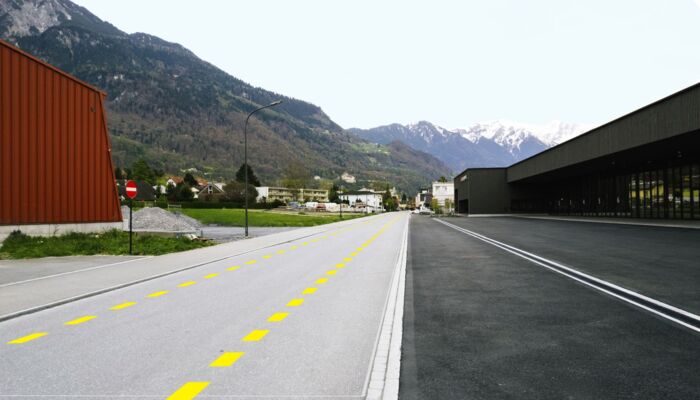 Pilotversuch &laquo;schmale Kernfahrbahn&raquo; auf der Schaanerstrasse in Vaduz Bild