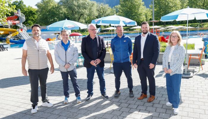 Saisoner&ouml;ffnung im Freibad M&uuml;hleholz Bild
